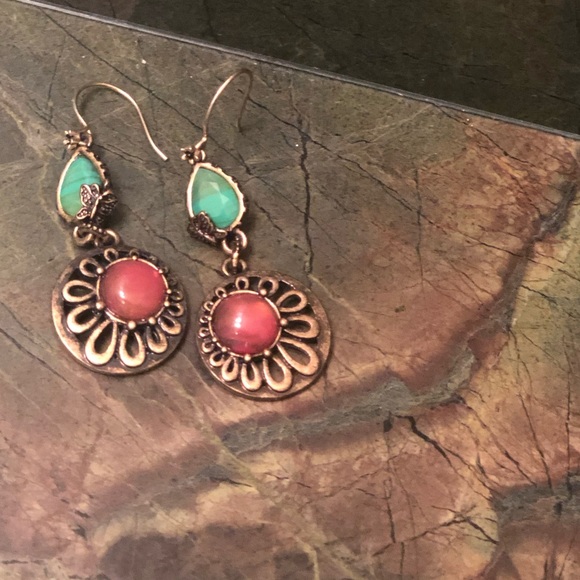 Boho Lucky Brand Dangly Earrings - Picture 4 of 5